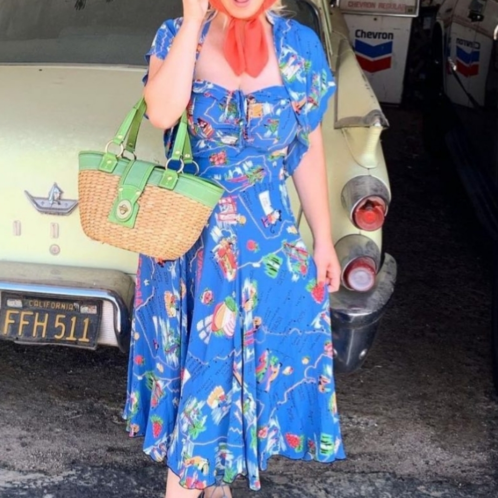 ISO Loco Lindo Pacific Blue California Marta Dress